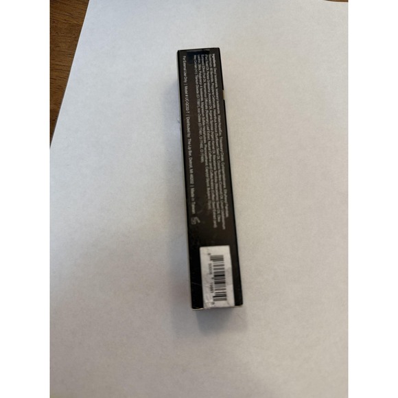 TLB The Lip Bar Quick Conceal Caffeine Concealer Cinnamon 4:00 0.35 oz Vegan - Picture 3 of 5